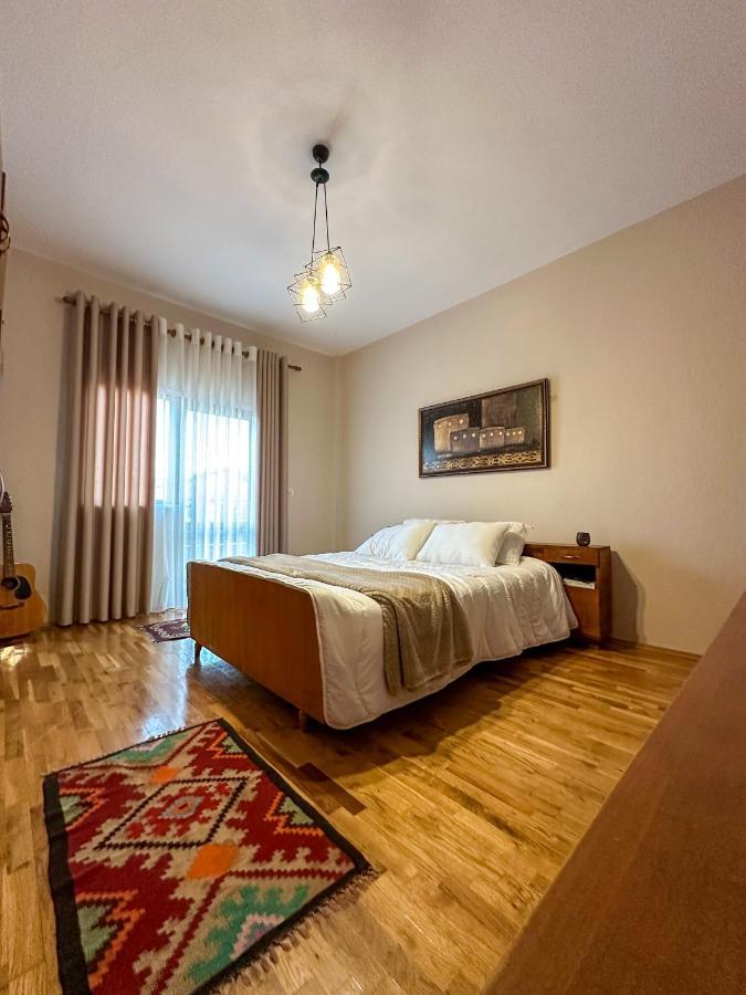 Villa Malo Guesthouse Korce Ngoại thất bức ảnh
